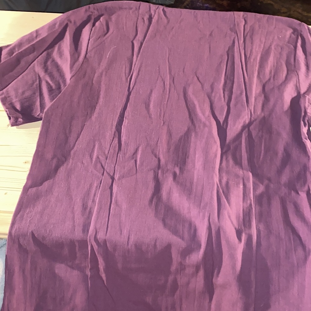 Maroon Blouse - Picture 4 of 4